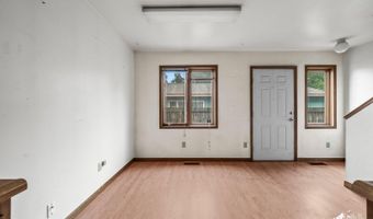 917 E 45th Ct, Anchorage, AK 99503
