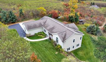 4006 ELKINS Rd, Amherst, WI 54406