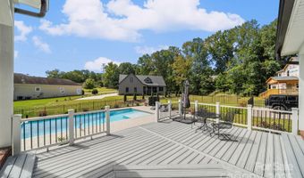 604 Muirfield Dr, Albemarle, NC 28001