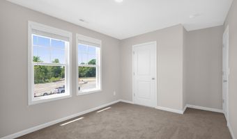 80 Coachman Ln, Autryville, NC 28318