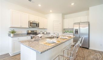 101 Crimson Ln, Savannah, GA 31302