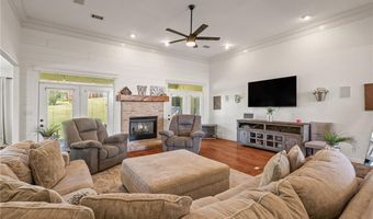 3904 Golf Course Dr, Alma, AR 72921