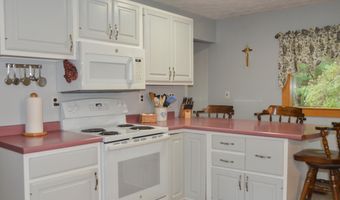 87 Middle Rd, Augusta, ME 04330