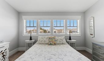 244 14th St, Avalon, NJ 08202