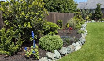 1342 11TH St, Bandon, OR 97411