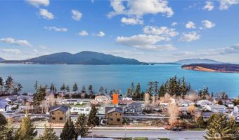3706 W 3rd St, Anacortes, WA 98221