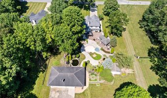 2351 Mallard Rd, Akron, OH 44319
