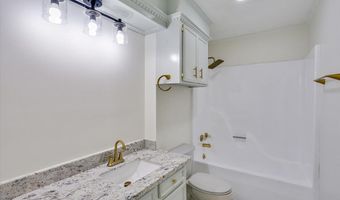 102 Hickory St, Brandon, MS 39042