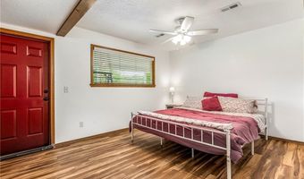 12460 Peach Orchard Rd, Bentonville, AR 72712