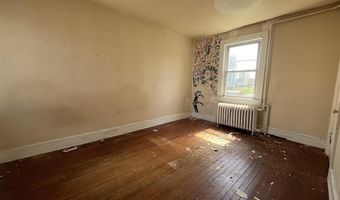 12 Belle Haven Ct, Atlantic City, NJ 08401