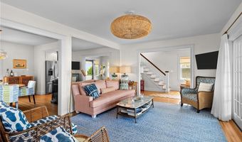 115 Washington St, Newport, RI 02840