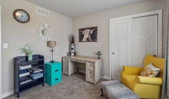 810 NE Meadow Landing Dr, Ankeny, IA 50021
