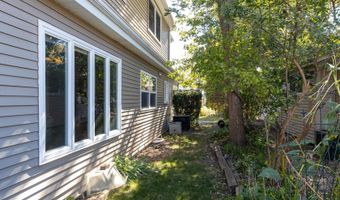 2625 N UNION St, Appleton, WI 54911