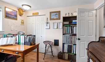 4635 DAISY St, Springfield, OR 97478