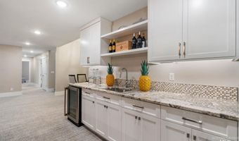 281 Lakeshore Dr, American Falls, ID 83211