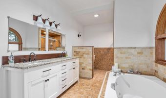 29 Grand Ave, Atlantic Highlands, NJ 07716