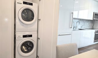 987 Queen St 4003, Honolulu, HI 96814