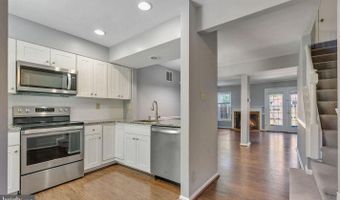2522- D S ARLINGTON MILL Dr 4, Arlington, VA 22206