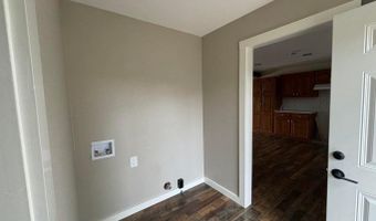 685 S 9th St, Batesville, AR 72501