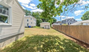39 Fairview Ave, East Providence, RI 02914