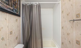 1656 Garrett Mill Rd, Baker, FL 32531