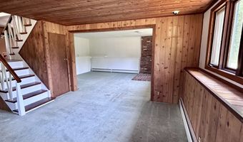 60 Case Rd, Burlington, CT 06013