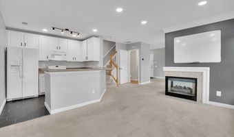 5995- B TERRAPIN Pl 301, Alexandria, VA 22310