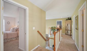 21 Orchid Ln, Barnegat, NJ 08005