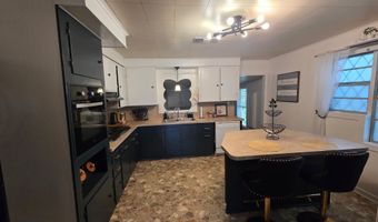 301 Old Plain Dealing Rd, Benton, LA 71006