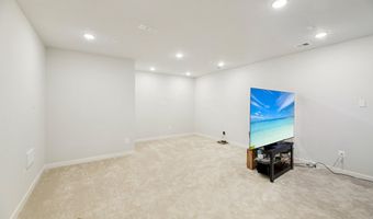 42051 NIGHT NURSE Cir, Ashburn, VA 20148