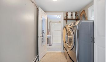 61 Old Phinneys Ln, Barnstable, MA 02630