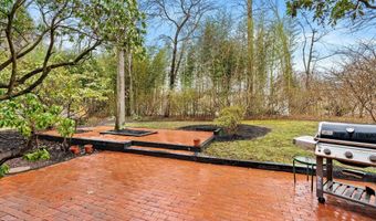 9 Poe Ln Rd2, Allentown, NJ 08501