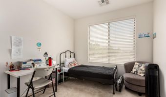 1477 W MARLIN Dr, Chandler, AZ 85286