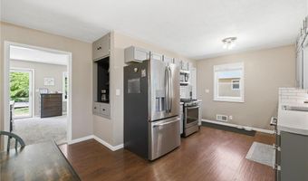1204 Columbus Ave, Albert Lea, MN 56007