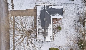 2426 Banbury Rd, Akron, OH 44333