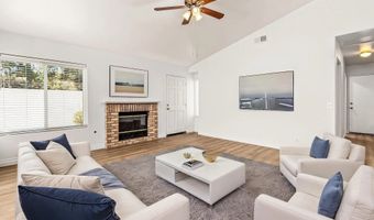 2102 Amorosa Gln, Escondido, CA 92026