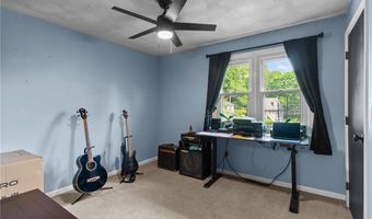 4 Amanda Ct, North Providence, RI 02904