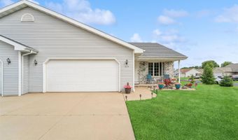 1670 W ROSELAWN Dr, Appleton, WI 54914
