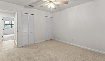 798 MAIN St, Atlantic Beach, FL 32233