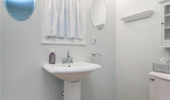 2331 S Filbert St, Allentown, PA 18103