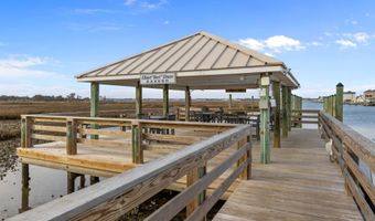 602 W Fort Macon Rd 115, Atlantic Beach, NC 28512