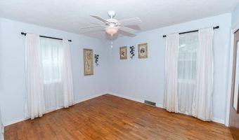 106 S Clark St, Adrian, MO 64720