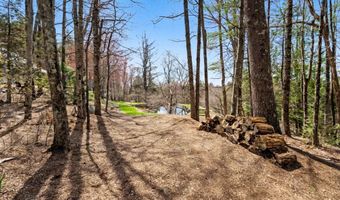 19 Highland Dr, Amherst, NH 03031