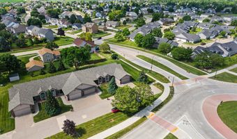 1012 8th St SE, Altoona, IA 50009