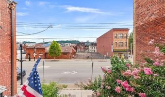 2422 E Carson St, Airville, PA 15203