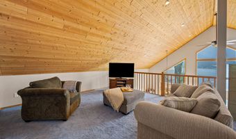 17617 E North Shore Ln, Bayview, ID 83803