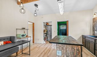 220 Nutley St, Ashland, OR 97520