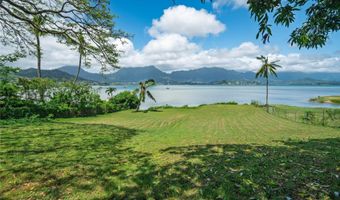 44-375 Kaneohe Bay Dr, Kaneohe, HI 96744