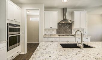 2895 Dillon Dr, Ann Arbor, MI 48105