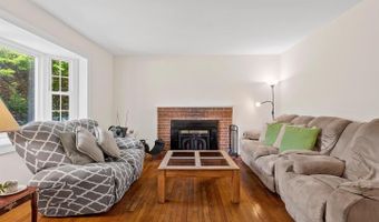 10525 EDGEMONT Dr, Adelphi, MD 20783